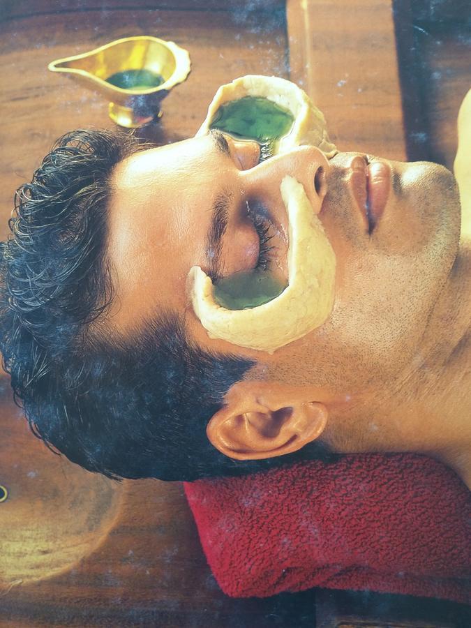 Pozhiyoram Ayurveda Beach Resort アーラップーザ県 エクステリア 写真