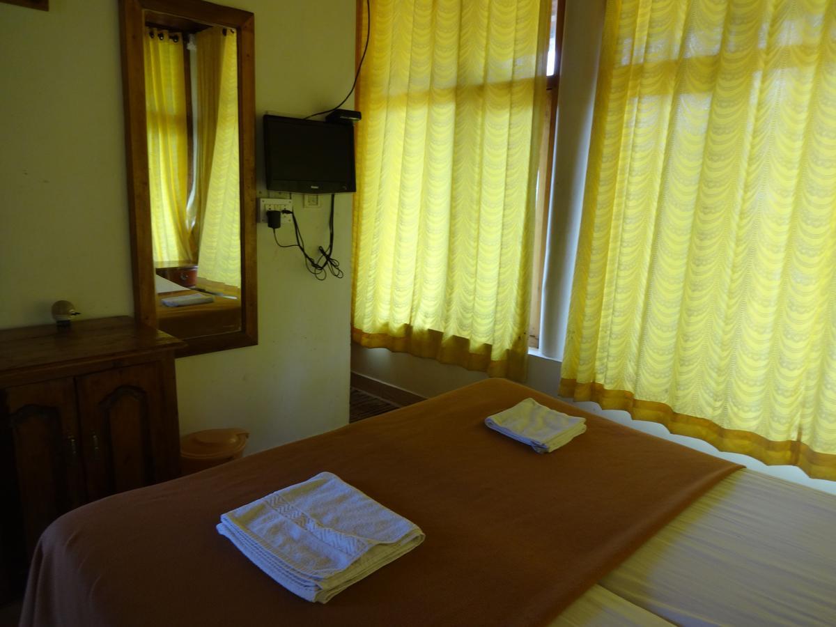 Pozhiyoram Ayurveda Beach Resort アーラップーザ県 エクステリア 写真